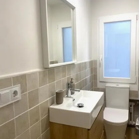 Centro Cabrales 31 *