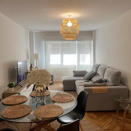 Centro Cabrales 31 Apartment