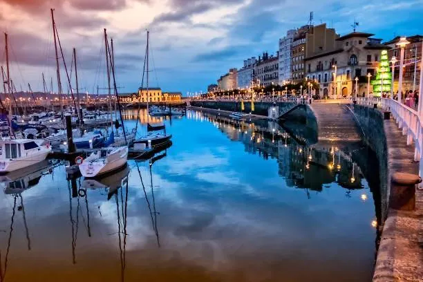 Apartment Centro Cabrales 31 *